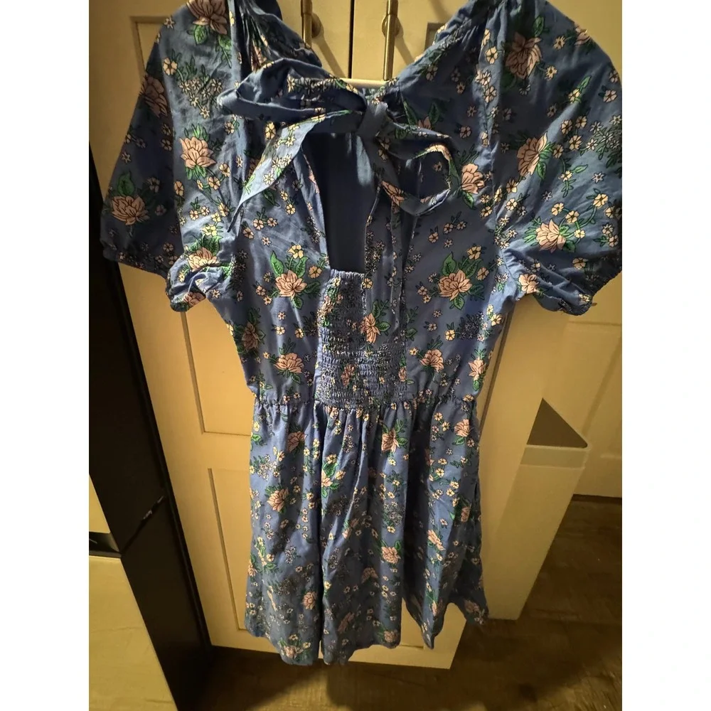 J Crew Blue Floral Puff Sleeve Smocked Waist Tie Back Romper Size‎ 2
